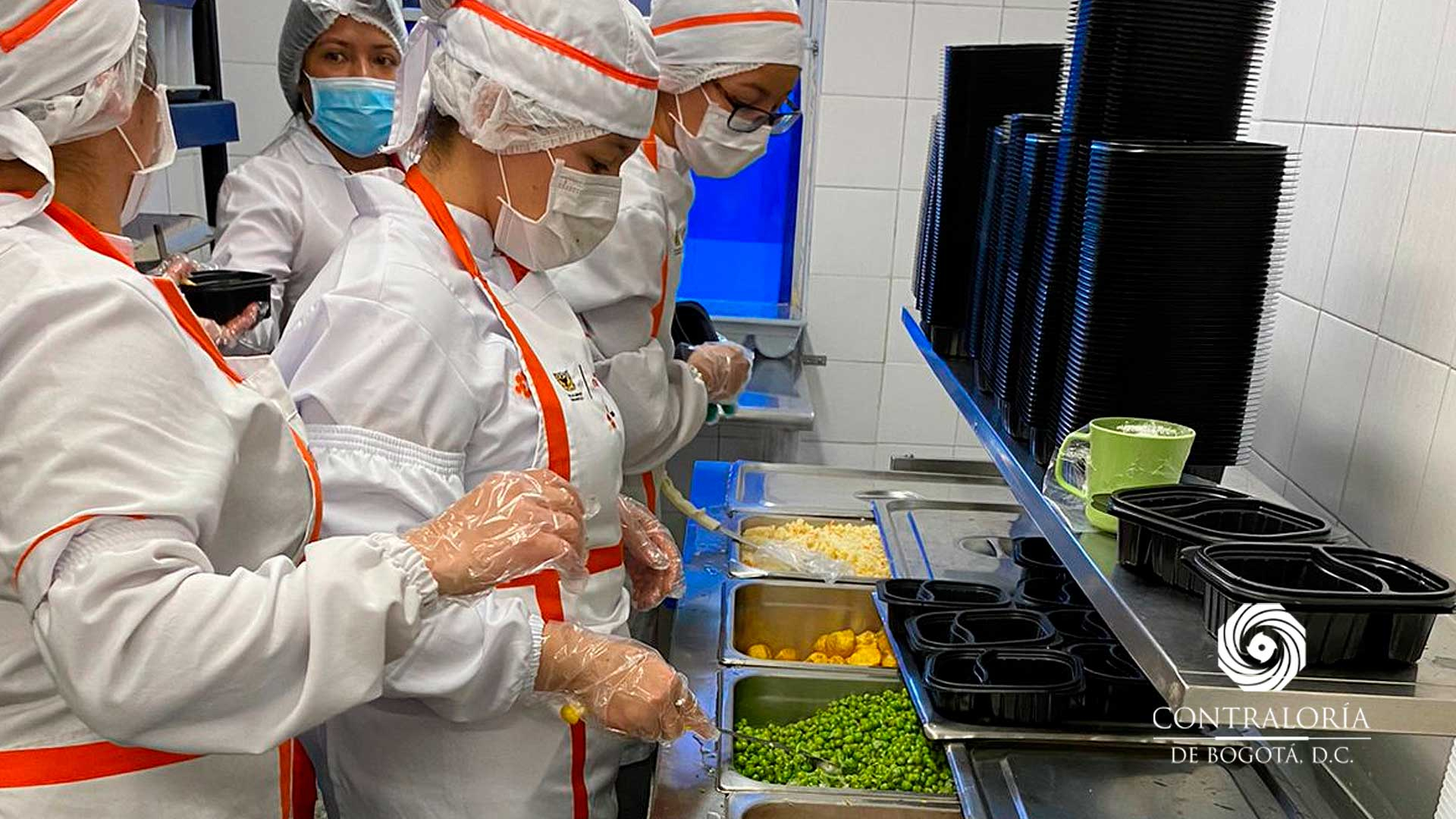 Visita a 27 Instituciones Educativas en Bogotá - Zona de alimentos