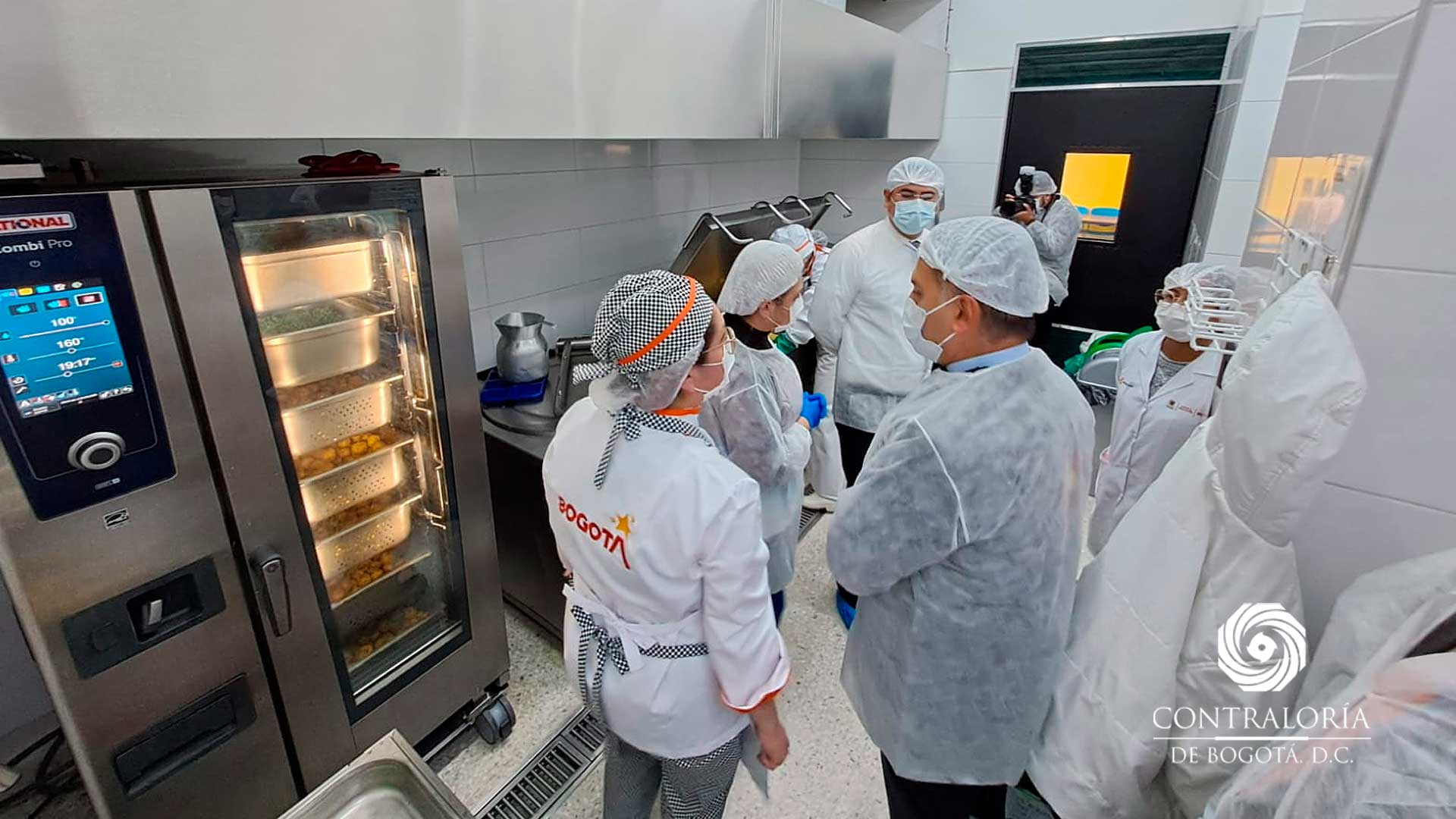 Visita a 27 Instituciones Educativas en Bogotá - Zona de alimentos
